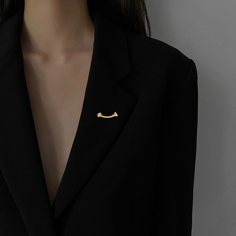 Smiley Face Modesty Clip