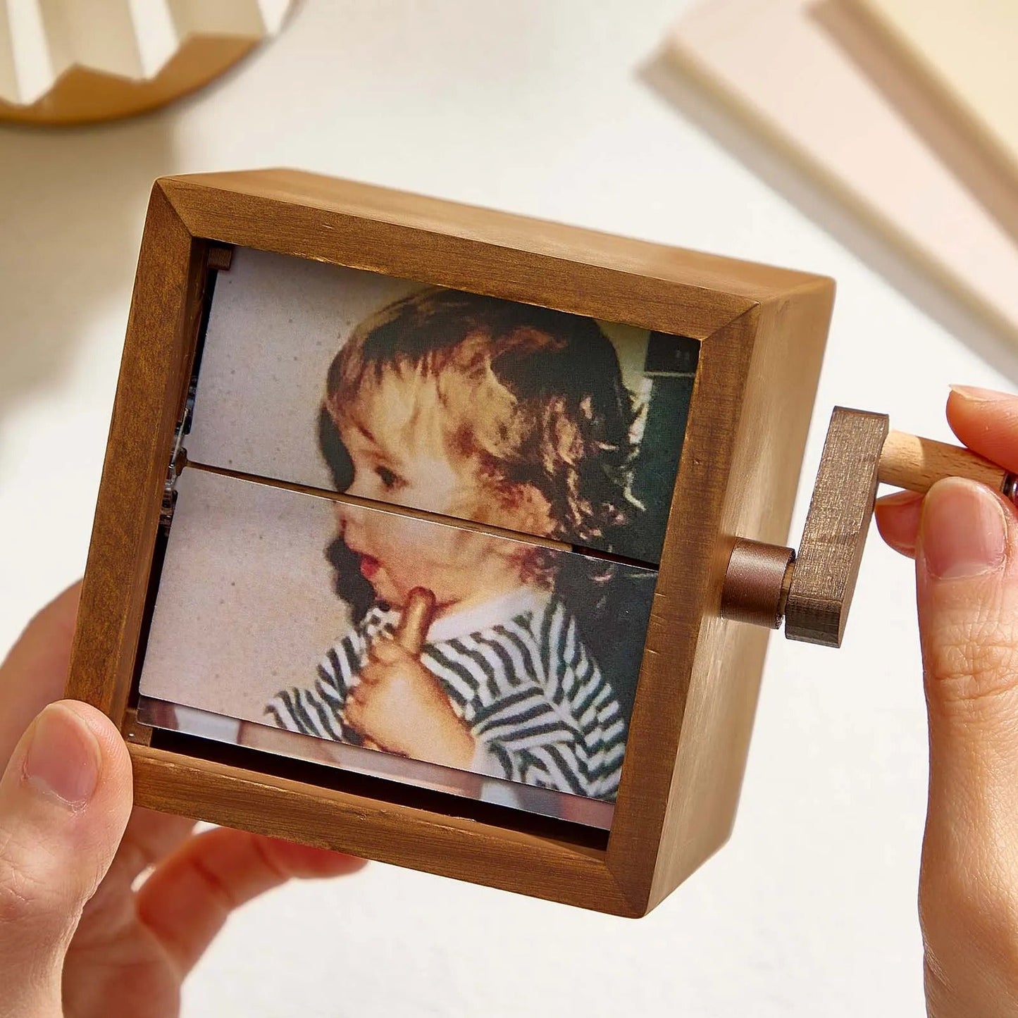 Mechanical Hand-cranked Flipbook Box Photo Album Baby Photo Cube Frame Baby's Firsts