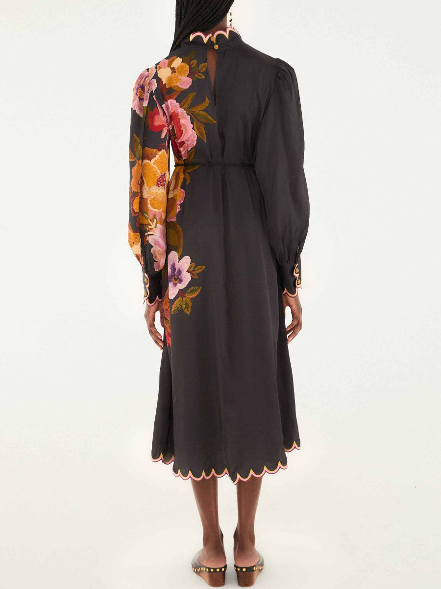 Elegant Flower Embroidered Scalloped Hem Dress