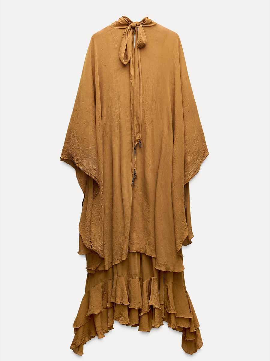 Elegant Cape With Laminated Decorative Dress