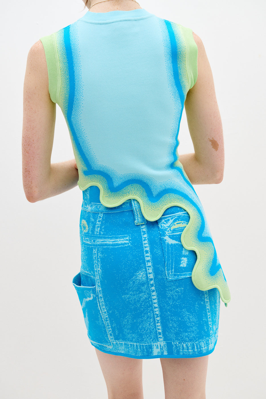 Wavy High-Low Tank Top