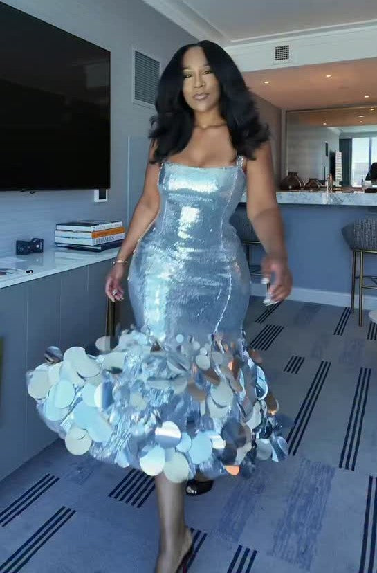 LIFE OF THE PARTY SEQUIN MIDI DRESS IN SILVER