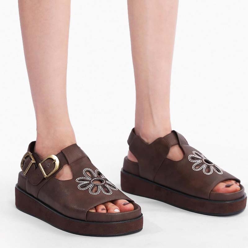 Fashion Embroidered Beach Shoes Sandals