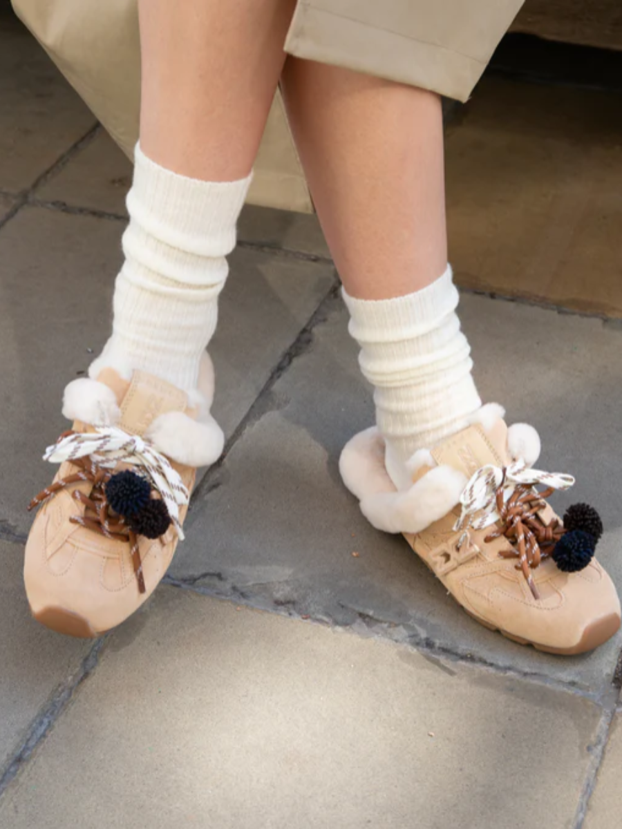 Suede Two-tone Lace Design Warm Shoes
