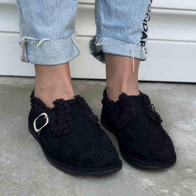Suede Fur Detail Buckle Women's Loafers
