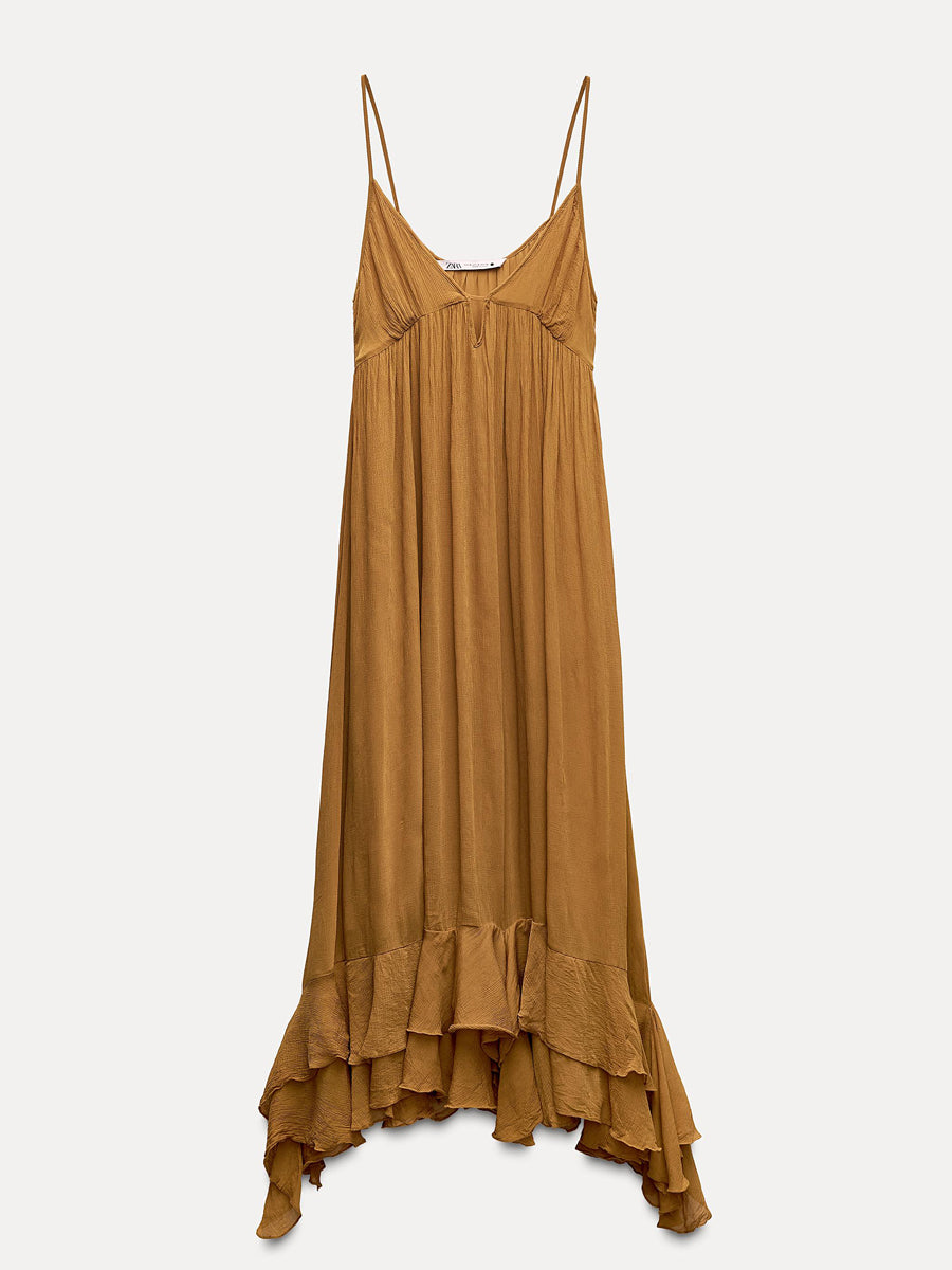 Elegant Cape With Laminated Decorative Dress