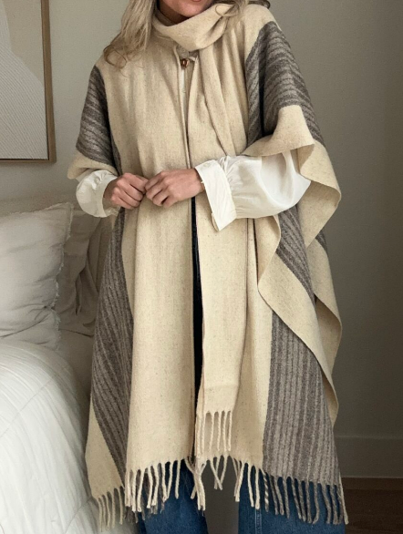 Chill Statement Wool Cape