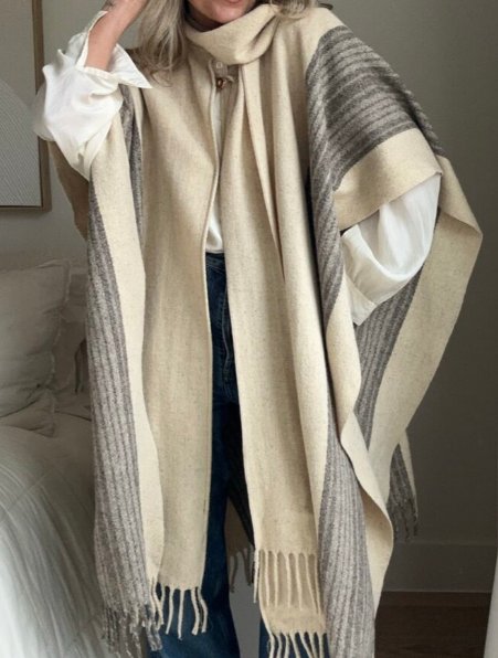 Chill Statement Wool Cape